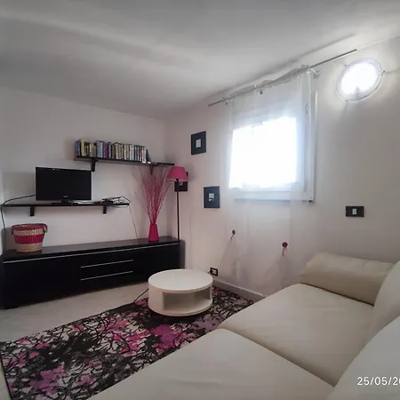 La Rosa Del Borgo צ'לה ליגורה